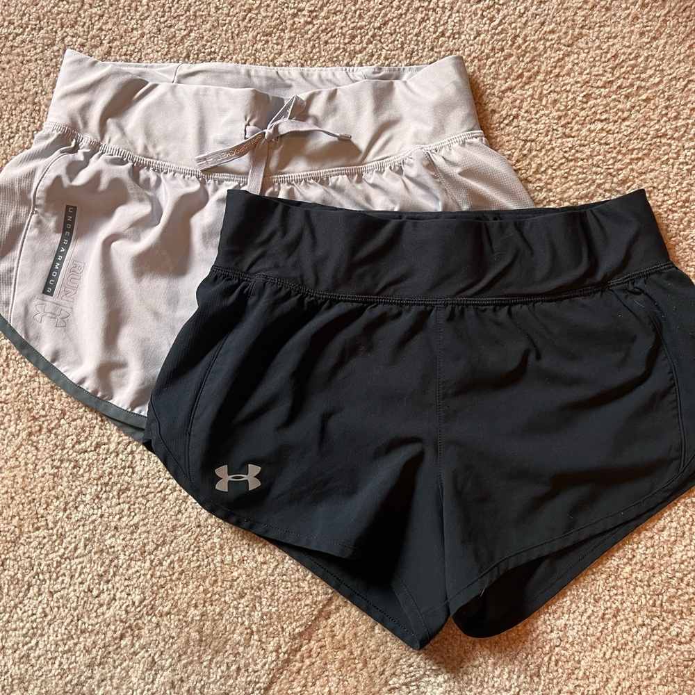 UA speedpocket running shorts